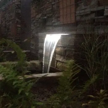 Fontana a Cascata Artificiale  - Gardening Tools Price recensione e prezzo